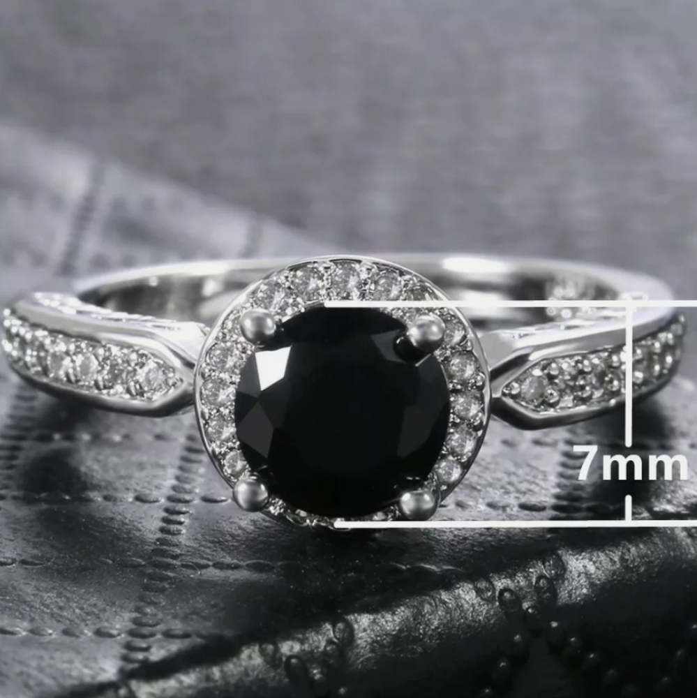 New RADIANT Prong round cut BLACK SAPPHIRE S925 Silver wedding RING - Picture 4 of 4